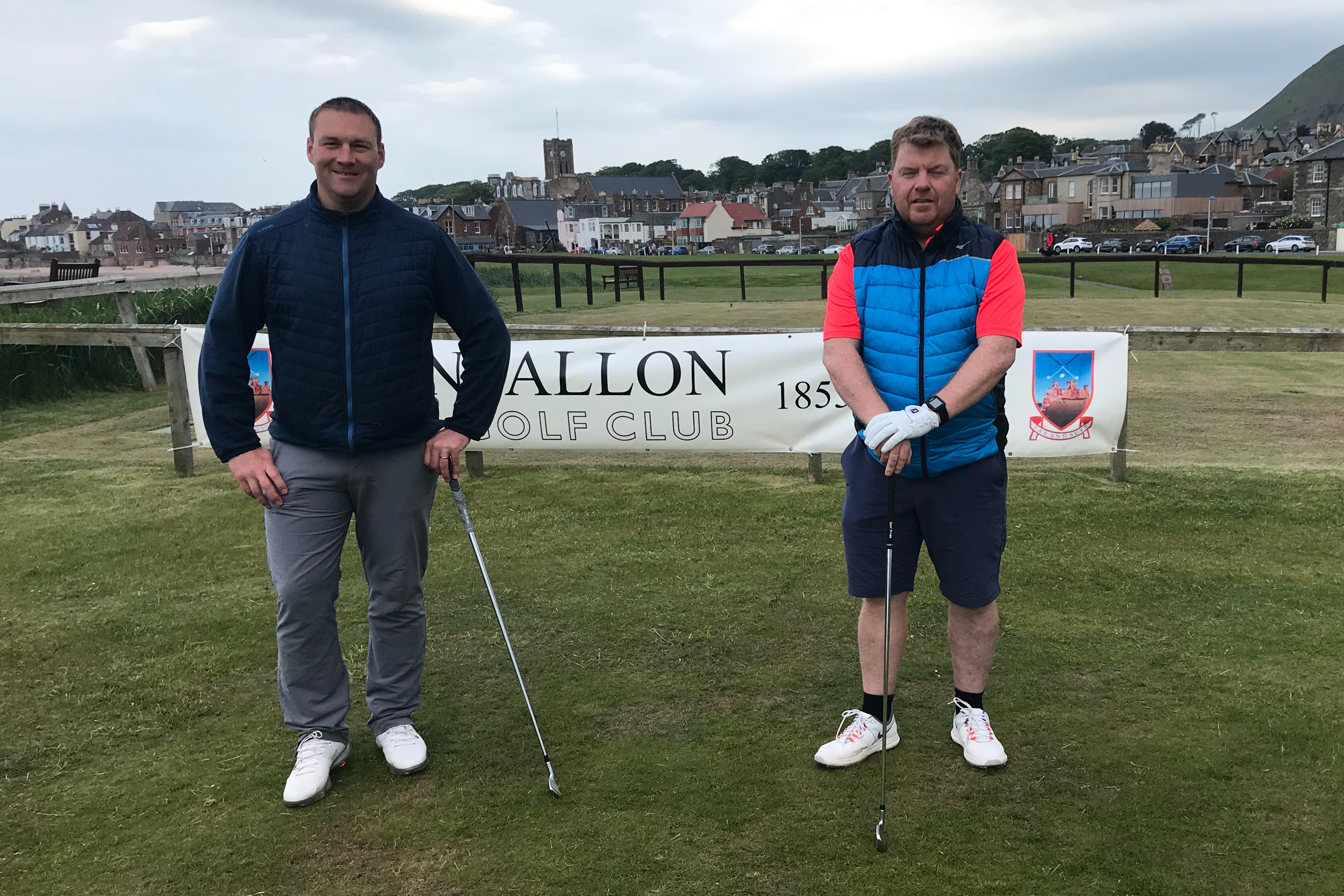 Gerry Friel (right) defeated Jonny Lee 