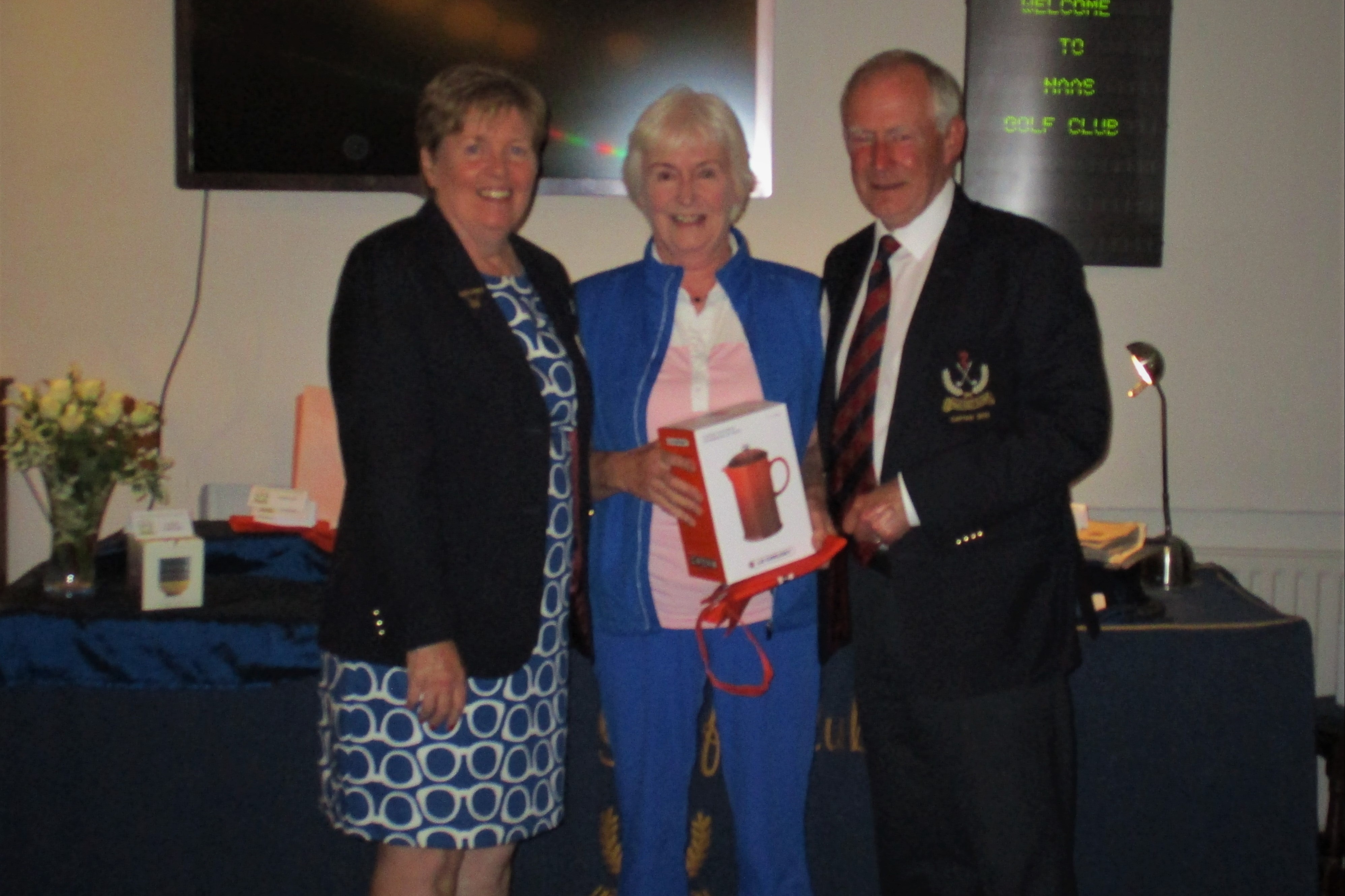 Captain Clive's Prize prize to Women Third: Pauline Nixon
